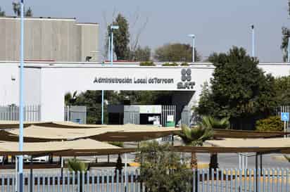 Falta de atención en SAT desmotiva incorporación a la formalidad, advierte la Canaco. (EL SIGLO DE TORREÓN)