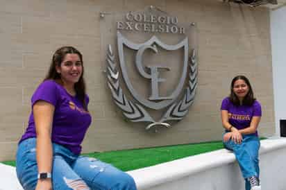 Las seleccionadas fueron Ana Jimena Zermeño López, de quinto semestre, y Sofía Nicol Luna Pacheco, pasante de la carrera. (EL SIGLO DE TORREÓN)