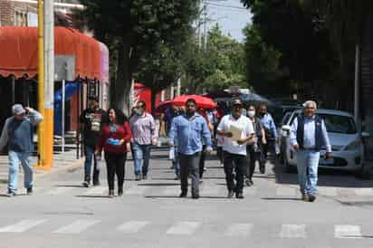 Desde hace más de una semana docentes exigen al Gobierno de Durango que les pague los bonos y la compensación nacional. (FERNANDO COMPEÁN)