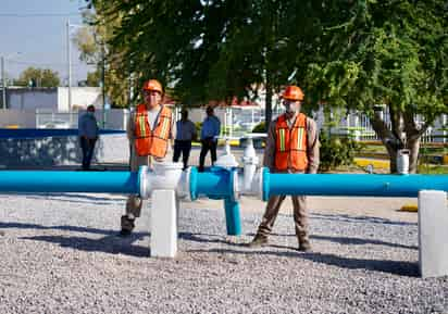 Alistan autoridades de Torreón inauguración de otro pozo de agua más, es el que corresponde a la colonia Senderos. (EL SIGLO DE TORREÓN)