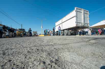 La inversión se destinó a bacheo, implementación de algunas carreteras, así como la apertura de nuevos pozos y mantenimiento. (EL SIGLO DE TORREÓN)