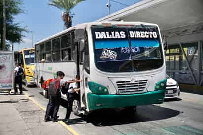 Avanza revisión de tarifa, en octubre podrían arrancar negociaciones con transportistas. (EL SIGLO DE TORREÓN)