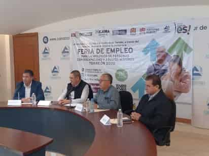 La feria del empleo está a cargo de Canaco, en coordinación con el Servicio Nacional de Empleo. (EL SIGLO DE TORREÓN)