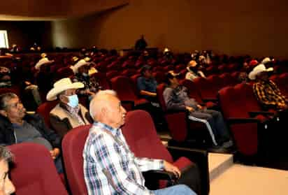 En la reunión se planteó la creación de una cooperativa. (EL SIGLO DE TORREÓN)