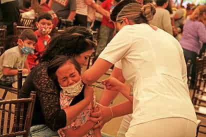 A partir del miércoles, de nuevo los niños de 5 a 11 años estarán vacunandose contra el COVID, primera o segunda dosis. (EL SIGLO DE TORREÓN)
