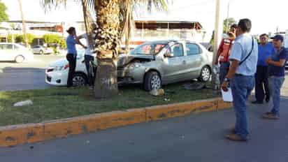 Los accidentes viales que se registran en el estado dejan un promedio de 500 muertes al mes, según la Secretaría de Salud. (EL SIGLO DE TORREÓN)