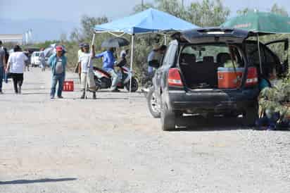 Un centenar de familias llegaron para apropiarse del terreno.