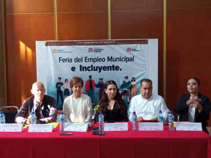 Encargados de dependencias y organismos empresariales dieron a conocer la Feria del Empleo Municipal Incluyente. (EL SIGLO DE TORREÓN)