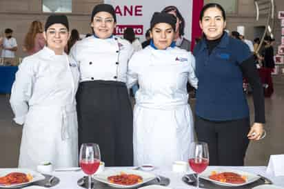 Diana Karen Flores, Ana Lilia Salazar, Angela Meraz e Ilse García (EL SIGLO DE TORREÓN/ERICK SOTOMAYOR) 