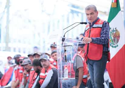 El gobernador destacó el trabajo desarrollado en todos los frentes y recordó que hace días entregó patrullas a los municipios.