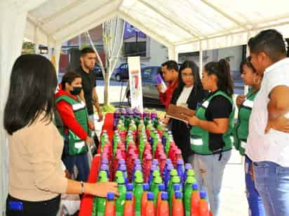 Buena respuesta en el módulo de reciclaje que se instaló en San Pedro. (EL SIGLO DE TORREÓN)