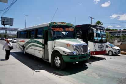 Solo 60 de los 354 camiones que prestan el servicio de transporte público en Torreón tienen menos de 15 años de antigüedad, el resto ya está fuera de la norma. (EL SIGLO DE TORREÓN)