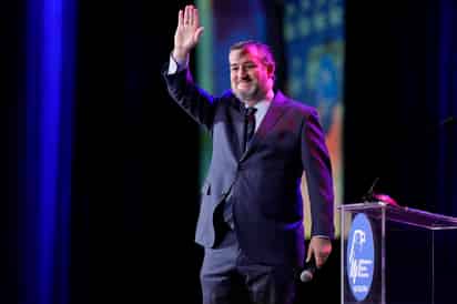 El senador republicano por Texas, Ted Cruz, advirtió que México enfrenta la erosión de su sociedad por el 'movimiento antiamericano'. (ARCHIVO)