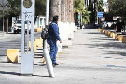 El Paseo Morelos presenta daños en los bolardos, lámparas y las fuentes, este año la intervención ha sido mínima. (FERNANDO COMPEÁN)