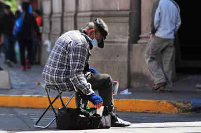 Se resaltó que la edad, por muy elevada que sea, no representa un obstáculo para la preparación, capacitación y titulación académica.
