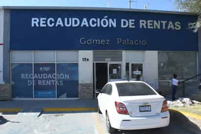 Llegan pocas micas para expedición de licencias en Recaudación de Rentas de Gómez Palacio