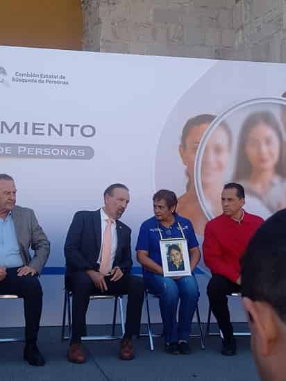 Tanto la Comisión de Búsqueda como Grupo Vida recibieron equipo para realizar las búsquedas. (EL SIGLO DE TORREÓN)