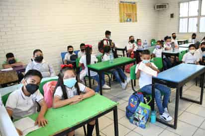 El presidente de la asociación explicó que los alumnos vienen con un bajo nivel acádemico.