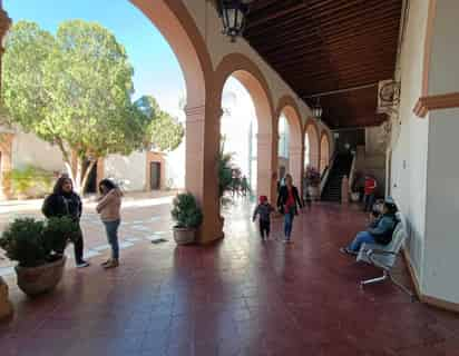 Personal del Ayuntamiento trabajará en guardias. (EL SIGLO DE TORREÓN)