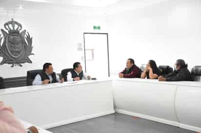 Vecinos agradecieron la intervención de la alcaldesa y de su equipo de trabajo. (CORTESÍA)