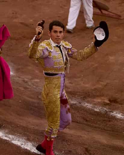 Mientras que el resto de los alternantes se mostraron voluntariosos, Diego Garmendia cortó la única oreja de la tarde. (Ramón Sotomayor y cortesía)