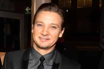 Jeremy Renner ayudaba a un automovilista varado cuando resultó herido