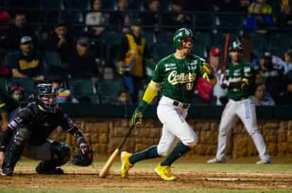 Edgar 'El Conejo' Robles busca llegar a la final en su segundo año como titular con Los Mochis. (Especial)
