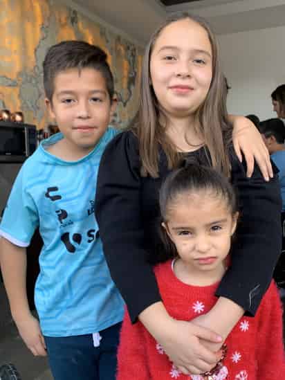 Emiliano, Karime y Ana Paulina Alvarado Bonilla (EL SIGLO DE TORREÓN)