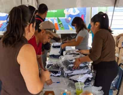 Anuncia director de Bienestar en la región, el regreso del programa de Uniformes Escolares. (EL SIGLO DE TORREÓN)