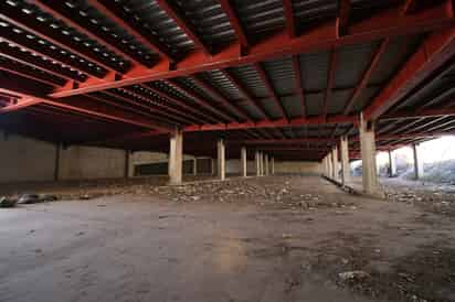 Además de la Estación Nazas, que se encuentra en el abandono total, la estación Esterito, al oriente, también está considerada. (FERNANDO COMPEÁN)