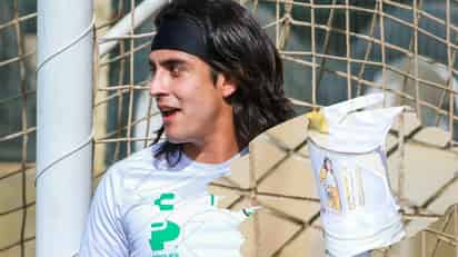 Carlos Acevedo se toma muy en serio su parecido a 'Richard Tex Tex' de Supercampeones