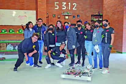 Es la décima ocasión en que el equipo Lobotics 5312, de la preparatoria Carlos Pereyra, participa en la competencia FIRST, en el reto de construir un robot.