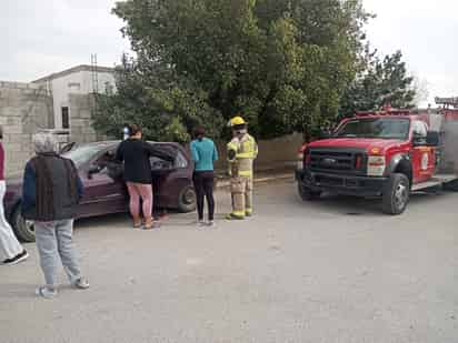 El niño se encontraba jugando a las escondidas y luego de buscarlo, fue encontrado inconsciente en la cajuela de un carro.