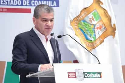 El gobernador recordó que el proceso de preinscripción inicia el 1 de febrero y se estima el registro de 135 mil alumnos de nuevo ingreso. (EL SIGLO DE TORREÓN)