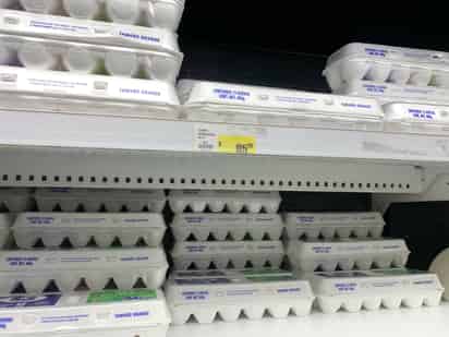 Anaya expuso que de enero del 2014 a febrero del 2023 los precios al consumidor de huevo blanco crecieron 33.5% y los de rojo 42.1%. (ARCHIVO)