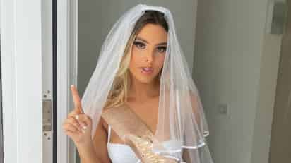 Lele Pons anuncia en lencería que está lista para su boda con Guaynaa