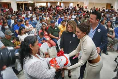 Ayer un total de 852 parejas de Gómez Palacio y Lerdo, se unieron en matrimonio. (EDUARDO RUÍZ / EL SIGLO DE TORREÓN)