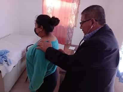 Durante las brigadas se cuenta con presencia de un médico general. (EL SIGLO DE TORREÓN)