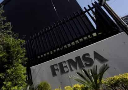 La firma colocará en el mercado sus acciones de la cervecera, que actualmente equivalen al 14.8% del capital social de esa empresa. (ESPECIAL)