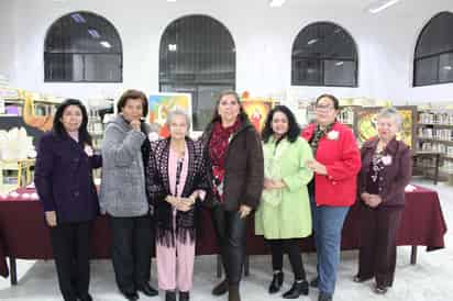 Asociación de Mujeres Poetas de la Laguna, A.C. Mirna Salas Díaz, Adela Esparza Originales, Irma Leyva Ramos, Blanca Domínguez Rocha, Yadira Ortega Molina, Marylola Vázquez Álvarez y Antonia Priego Estrada (CORTESÍA)