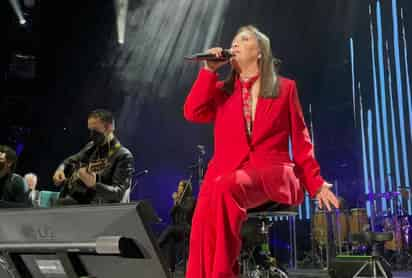 ¡Polémico concierto! Ana Gabriel es abucheada por el público y anuncia su retiro