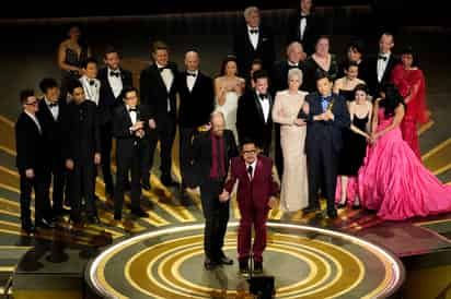 El 'multiverso' y Guillermo del Toro conquistan la noche de los premios Oscar