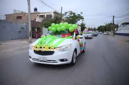 La actividad inició en la avenida Matamoros y la calle Juan E. García. (Foto: VAYRON JOETAM ALFONSO / EL SIGLO DE TORREÓN)