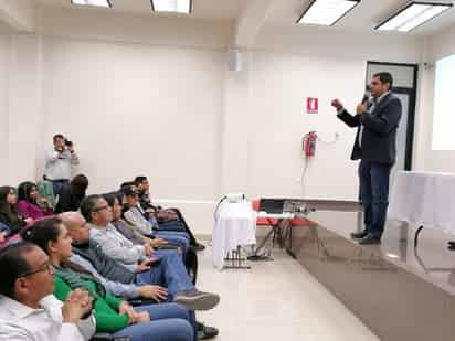 Se realizó una plática donde el tema central fue generar conciencia acerca de la crisis mundial del agua.