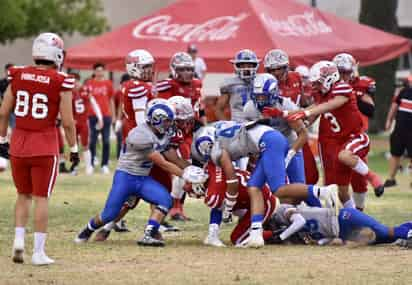 El año pasado, ambas escuadras protagonizaron una de las finales más emocionantes del futbol americano lagunero, dentro de la Conadeip. 
