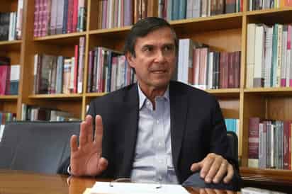 Fue durante una conferencia de prensa que el secretario dio a conocer su renuncia. (EL UNIVERSAL)