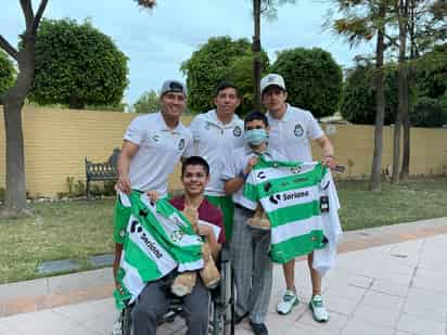 Santos Laguna tiene invitados como parte del programa Guerreros de Corazón