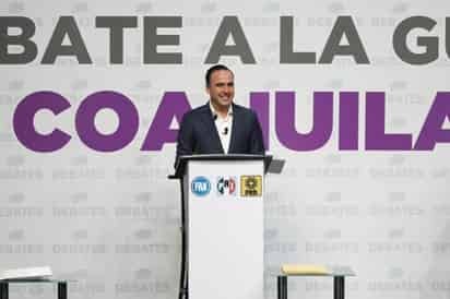 El candidato a gobernador de la Alianza Ciudadana por la Seguridad presentó propuestas para mejorar la calidad de vida. (VYRON INFANTE)