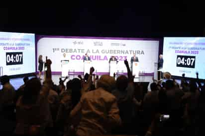 El teatro Nazas fue escenario para el primer debate entre los cuatro candidatos a la gubernatura organizado por el IEC. (VYRON INFANTE)