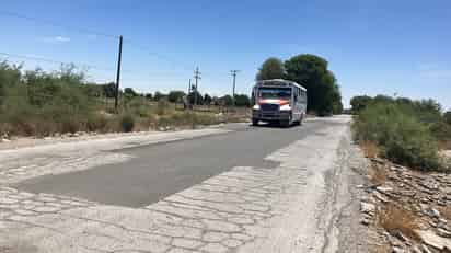 Se cubrieron los baches de la carretera Madero-Finisterre en el tramo del ejido Lequeitio a Coruña. (EL SIGLO DE TORREÓN)